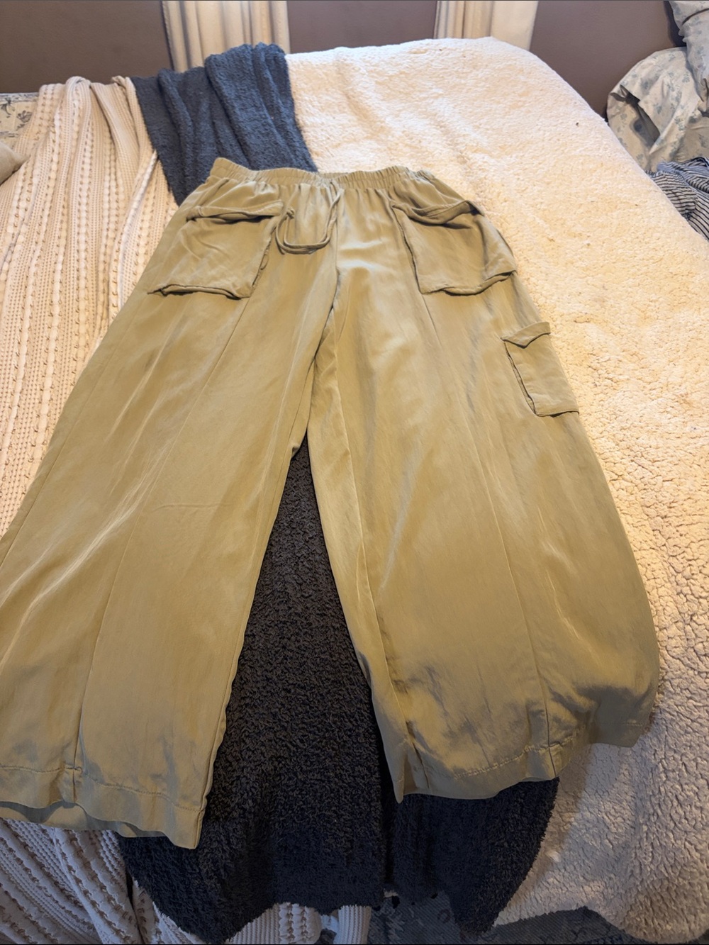 Olive Green Wide-Leg Utility Pants - Picture 2 of 4